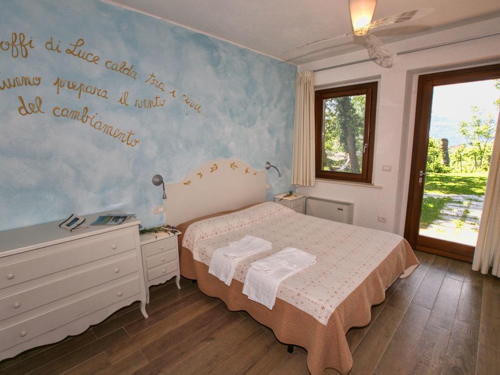 Belvilla By Oyo Villa Insieme San Valentino in Abruzzo Citeriore Habitación foto