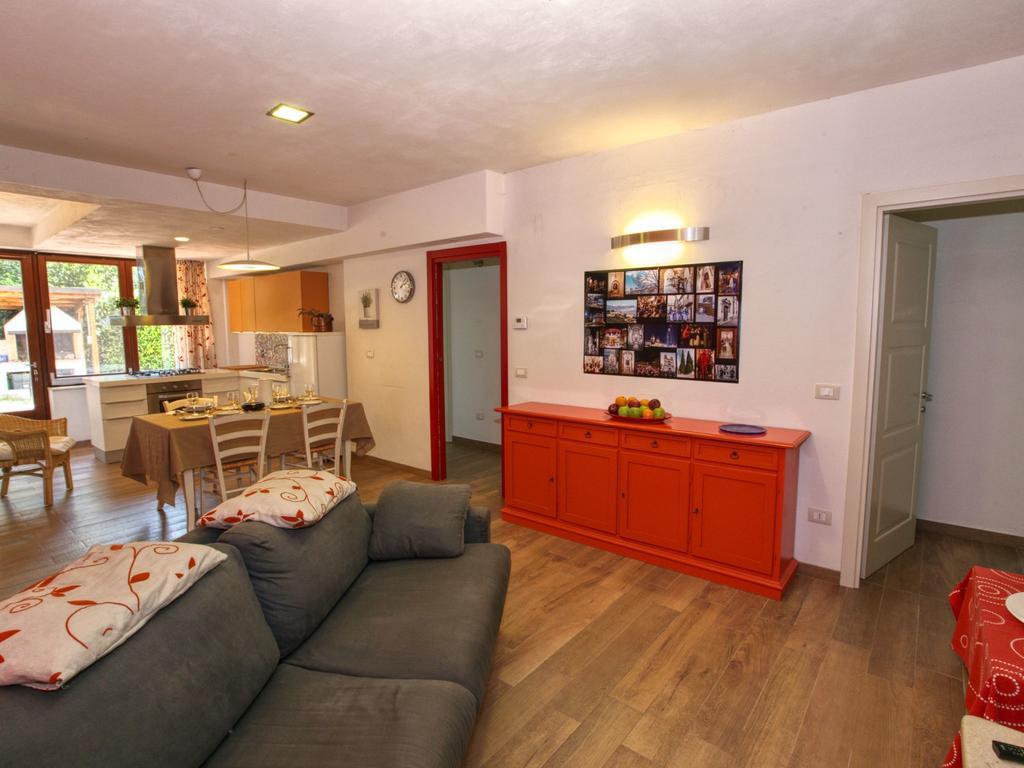 Belvilla By Oyo Villa Insieme San Valentino in Abruzzo Citeriore Habitación foto