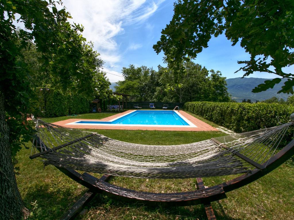 Belvilla By Oyo Villa Insieme San Valentino in Abruzzo Citeriore Habitación foto