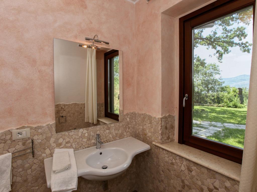 Belvilla By Oyo Villa Insieme San Valentino in Abruzzo Citeriore Habitación foto