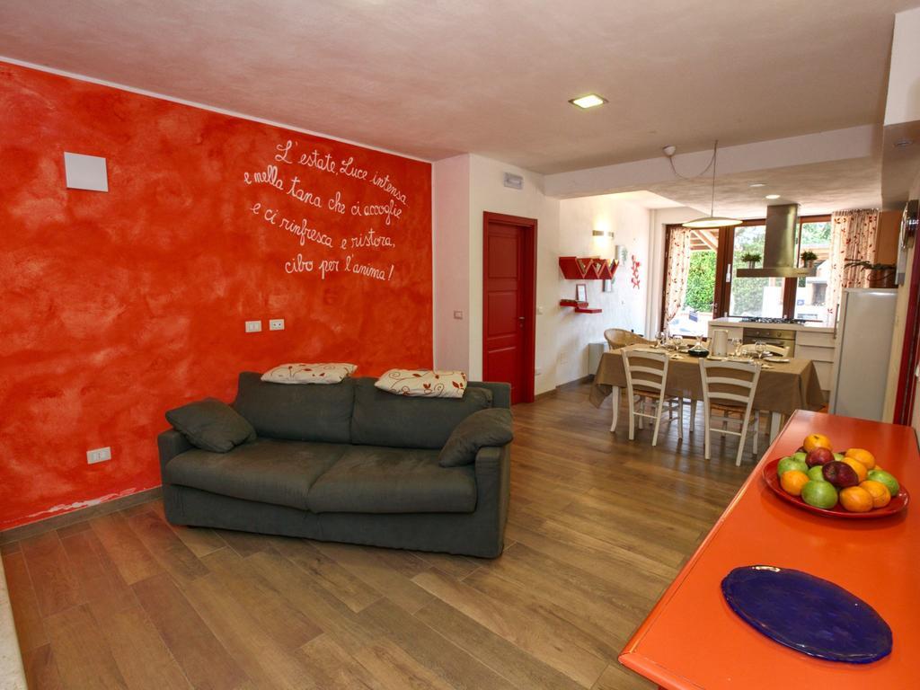 Belvilla By Oyo Villa Insieme San Valentino in Abruzzo Citeriore Habitación foto